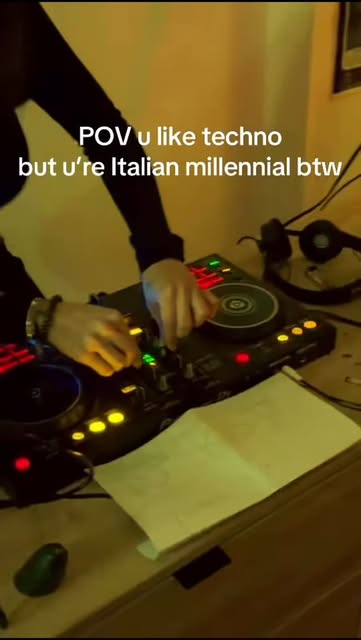 Dettaglio della console nel reel di KIST